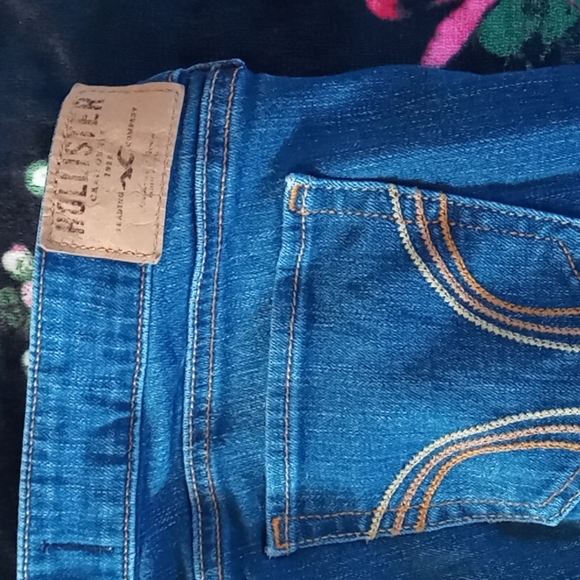 Hollister blue jeans - Picture 4 of 4